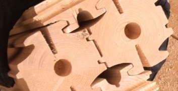 Технология строительства из вертикального бруса